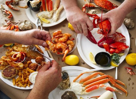10 Seafood Chains Serving Top-Quality Fish