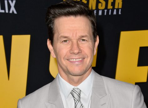 3 Moves Mark Wahlberg Swears By for Chiseled Abs